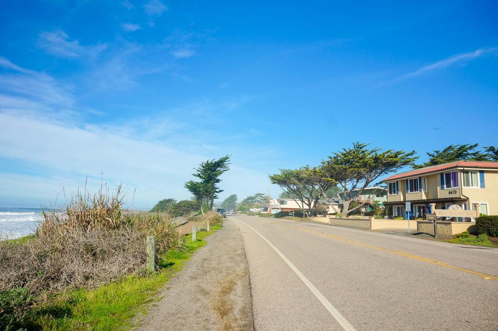 Blue Dolphin Inn Cambria Bagian luar foto